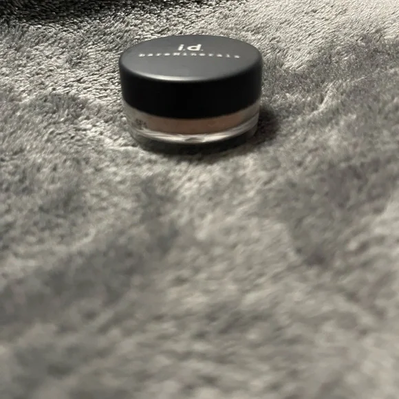 bareMinerals i.d. Bisque Multi-Tasking Minerals Makeup Loose Powder - Picture 5 of 10